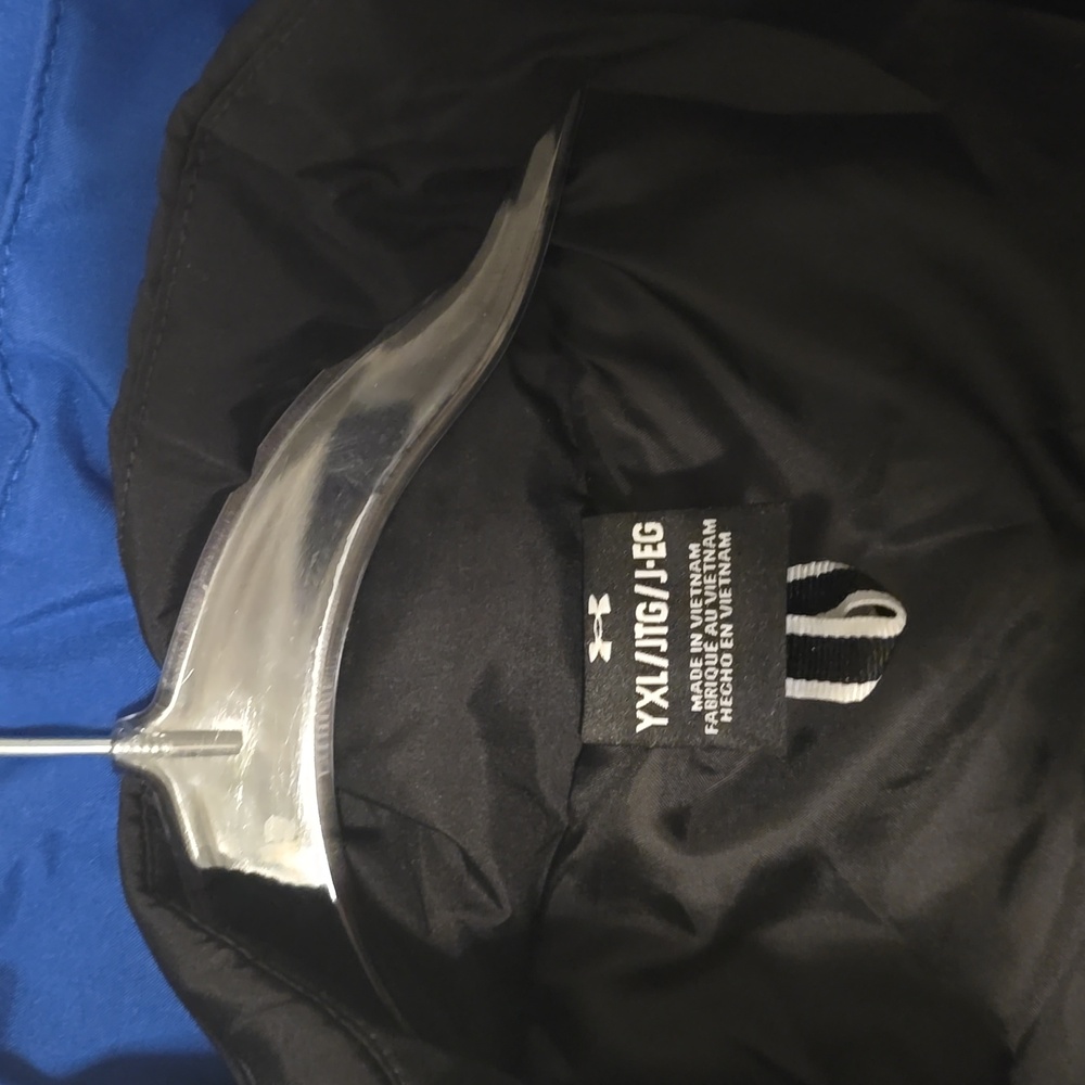 Under Armour jacket xlarge boy - Picture 5 of 6